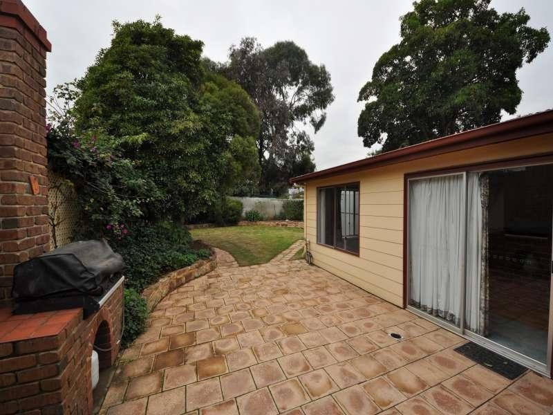 24 Hillsea Ave, Clearview SA 5085