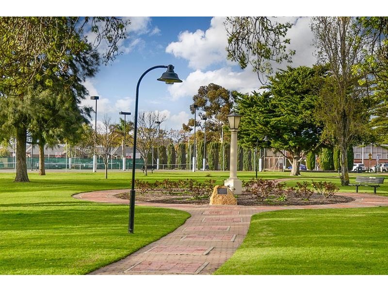 169 Churchill Road, Prospect SA 5082