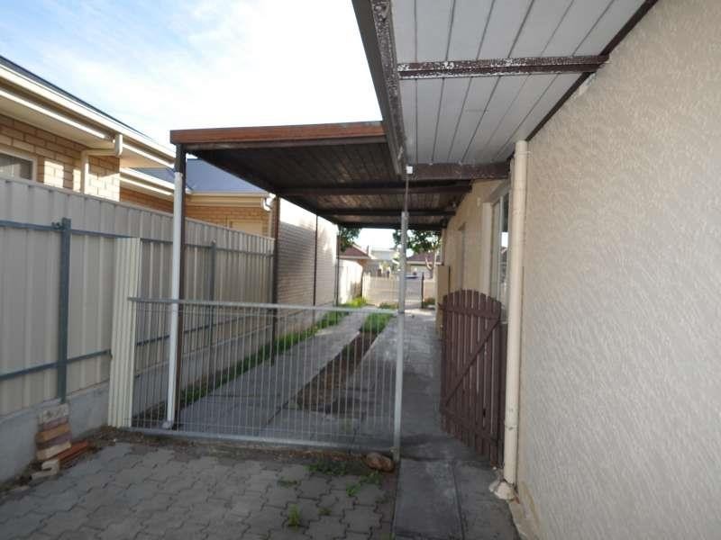 6 Reo Rd, Croydon Park SA 5008