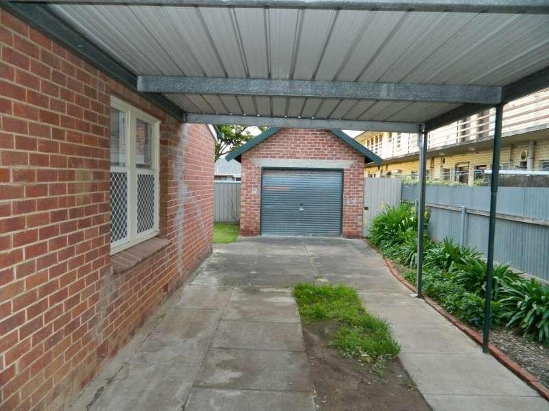 8 Collingrove Ave, Broadview SA 5083