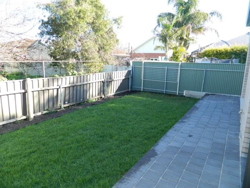 2A Edinburgh  St, Prospect SA 5082
