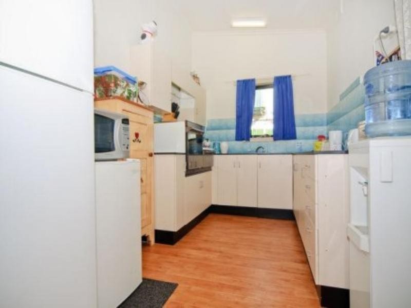 4 Findon Ave, Seaton SA 5023