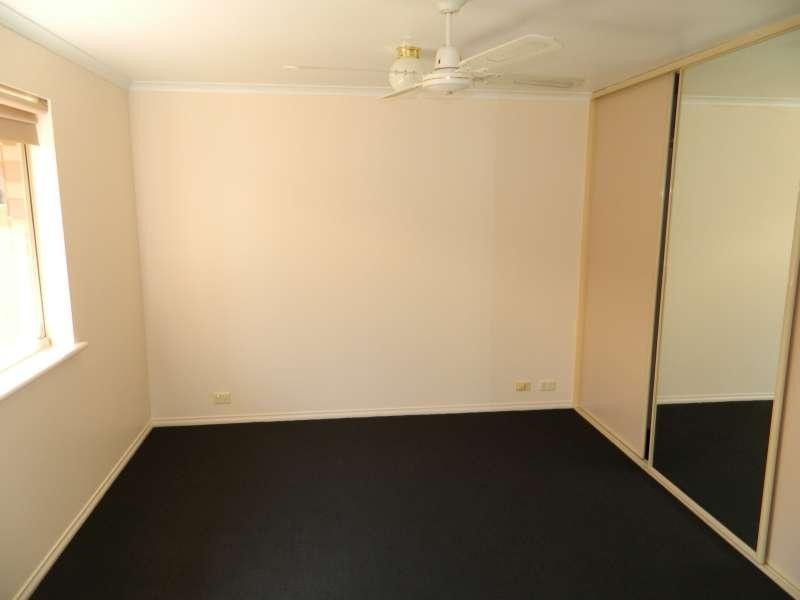 6 Kirkby Cct, Greenacres SA 5086