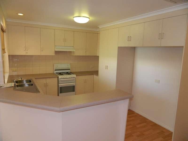 6 Kirkby Cct, Greenacres SA 5086