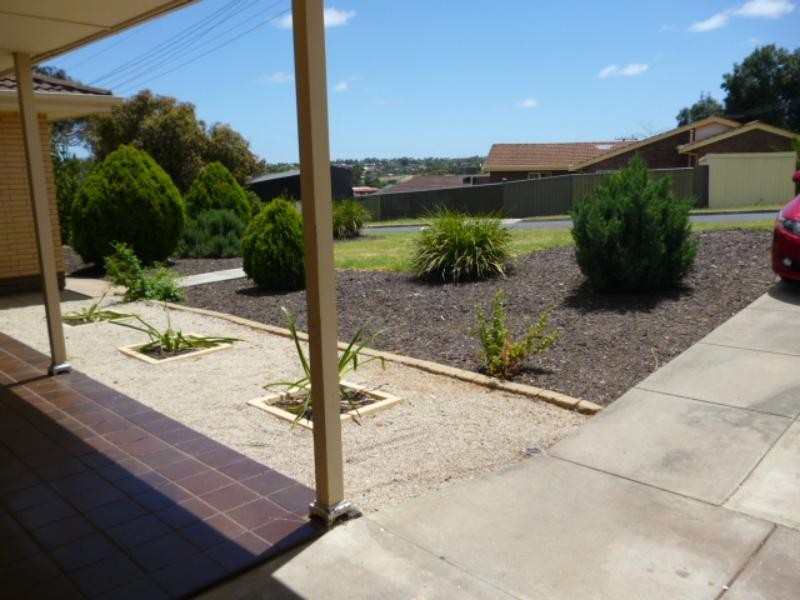 26 Trinidad Way, Happy Valley SA 5159