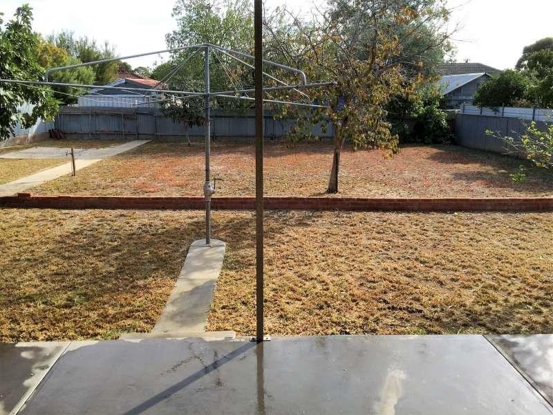 32 Campbell  Rd, Paradise SA 5075