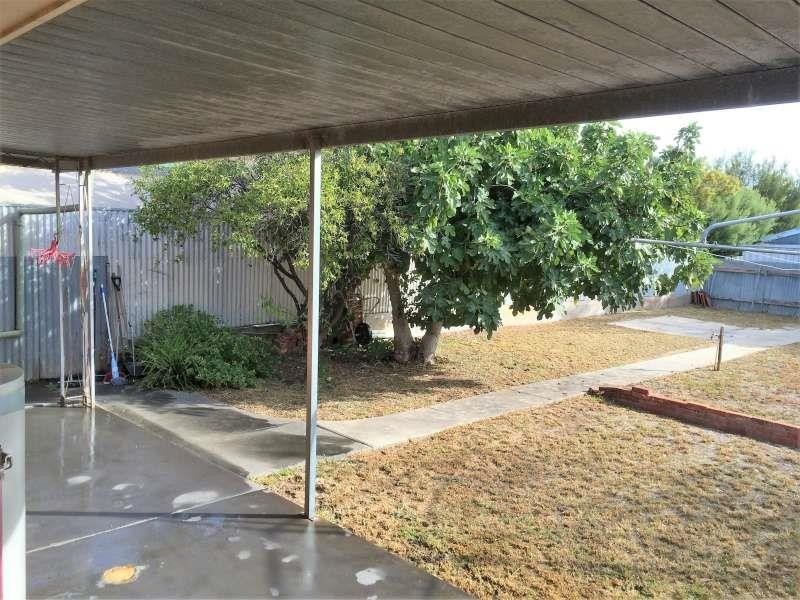 32 Campbell  Rd, Paradise SA 5075