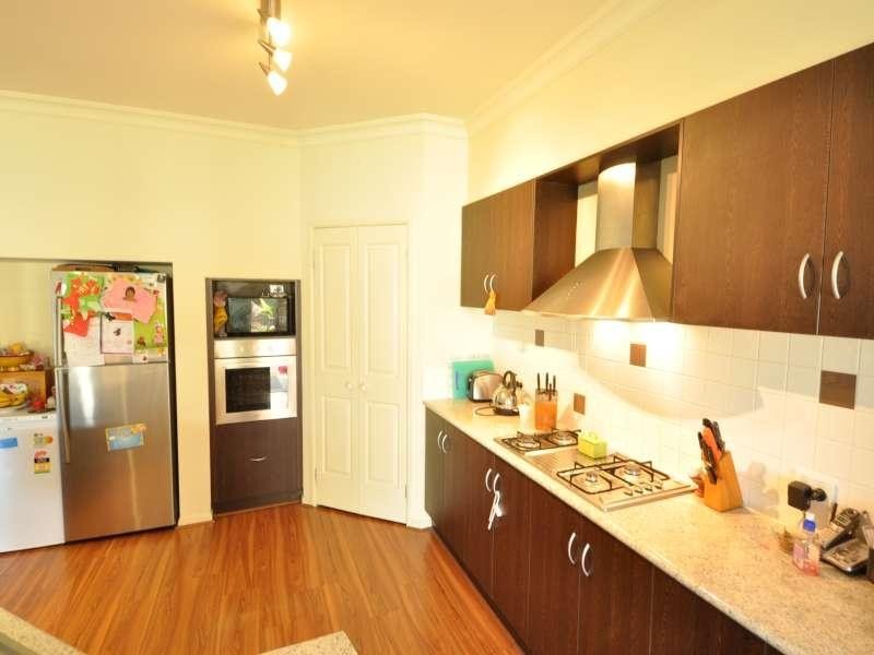 5 Grenada Ct, Mawson Lakes SA 5095