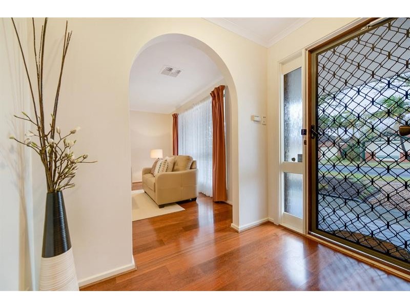 48 Lord Howe Ave, Oakden SA 5086