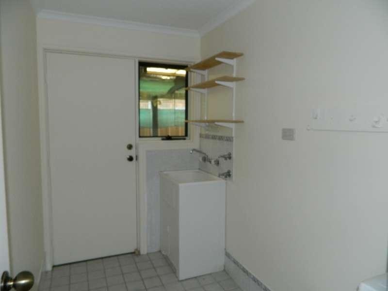 5 McDermott Pl, Green Fields SA 5107