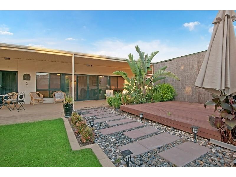 15 Fairview Cres, Clearview SA 5085