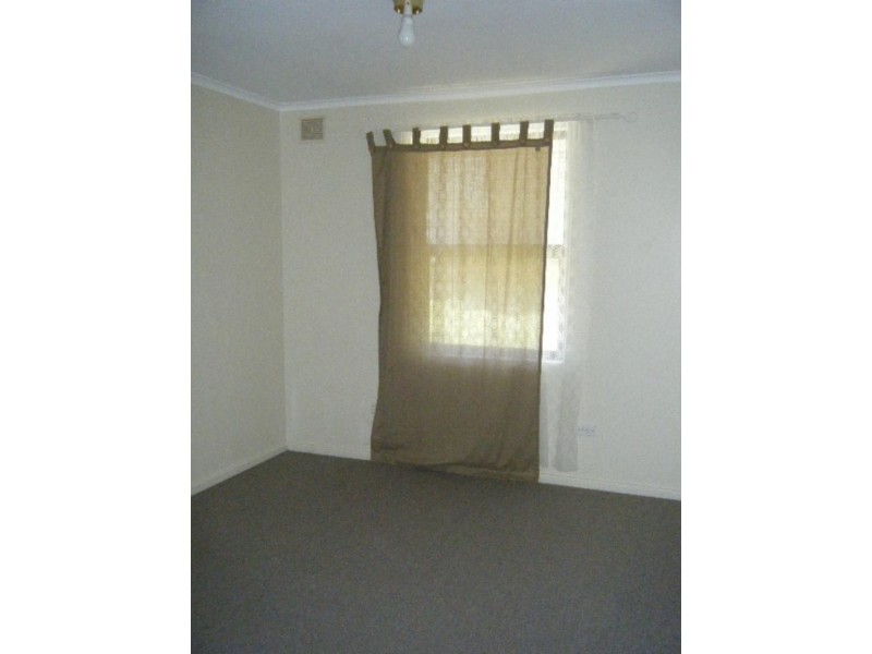 3 Amundsen Dr, Ingle Farm SA 5098