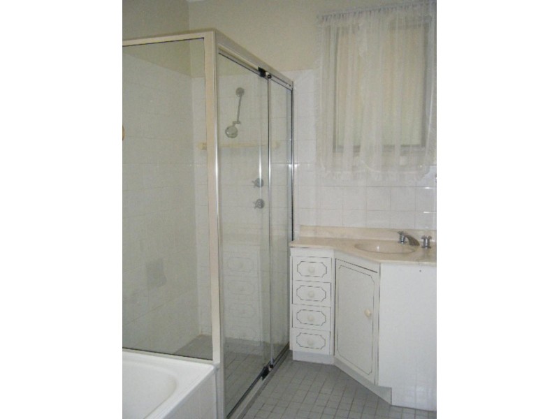 3 Amundsen Dr, Ingle Farm SA 5098