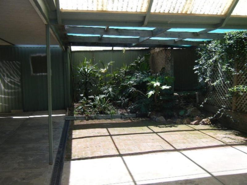 3 Amundsen Dr, Ingle Farm SA 5098