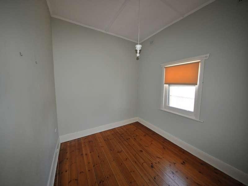 24 Livingstone Ave, Prospect SA 5082