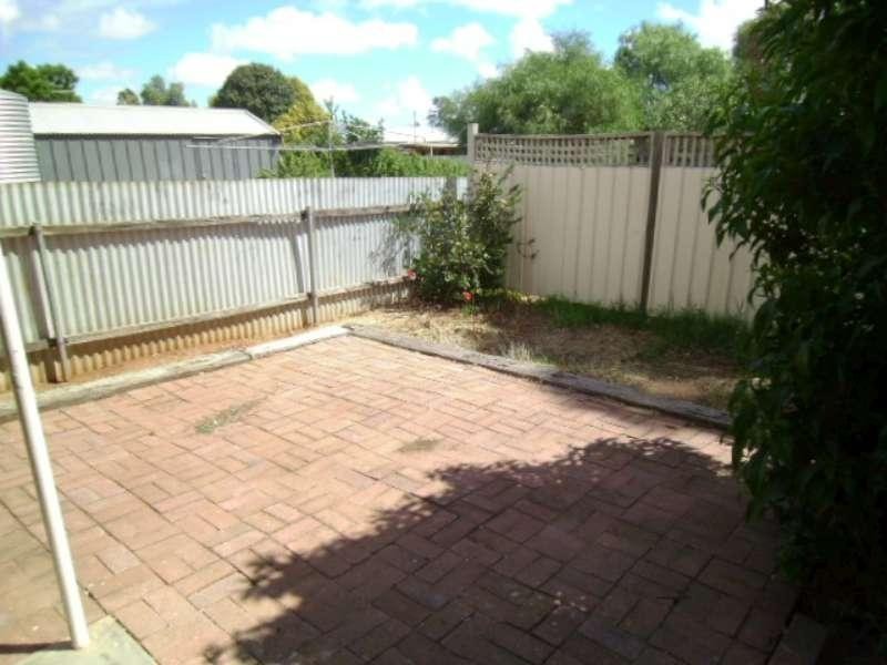 146 Goodman Rd, Elizabeth South SA 5112