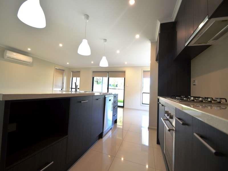 4A Elizabeth Road, Christie Downs SA 5164