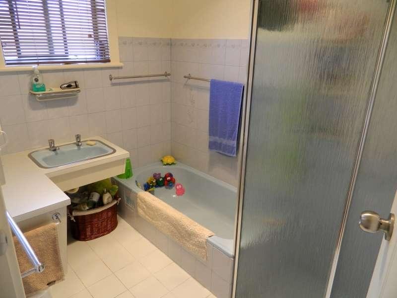 2 Karina Ct, Holden Hill SA 5088