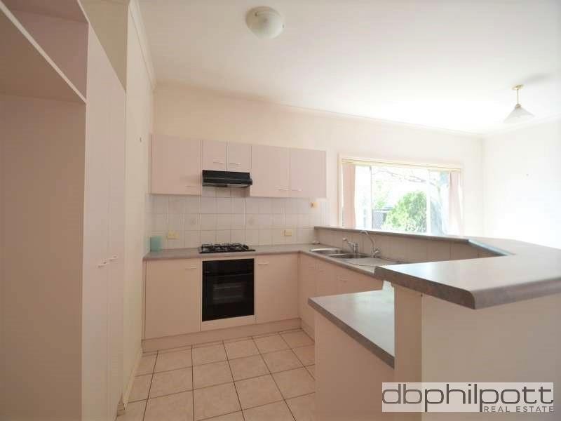 28 Featherstone Circuit, Greenwith SA 5125