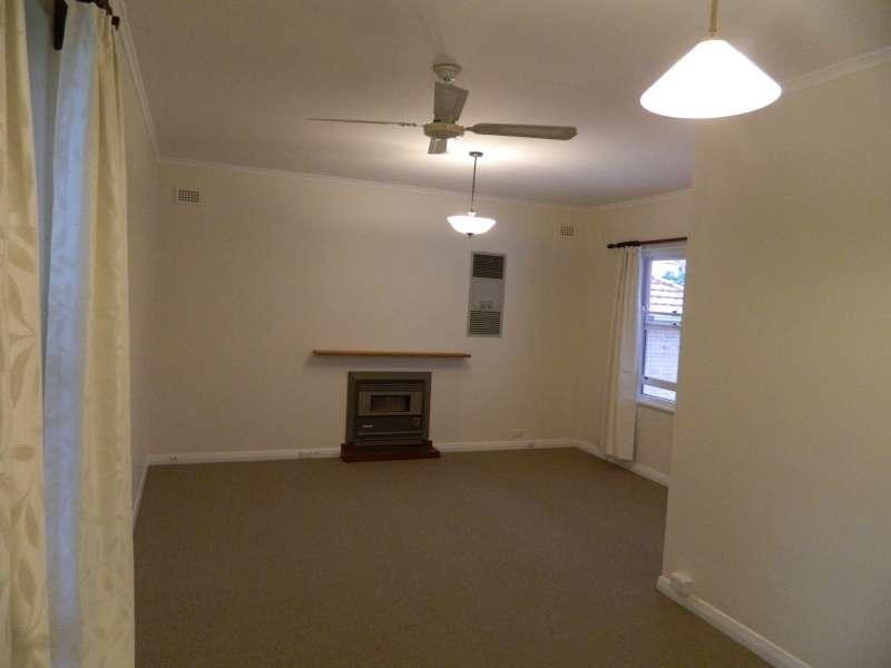 27 Barrington Ave, Enfield SA 5085