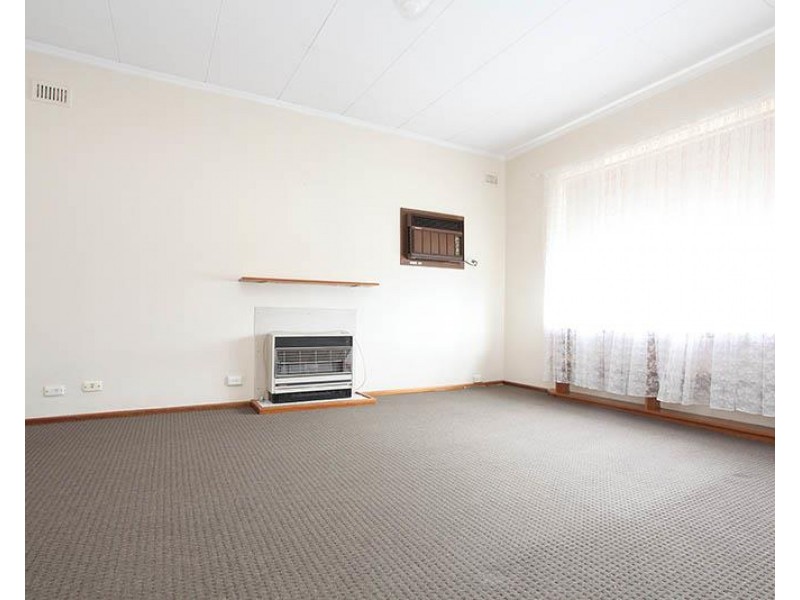 8 Central Avenue, Enfield SA 5085