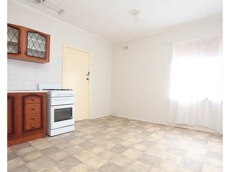 8 Central Avenue, Enfield SA 5085