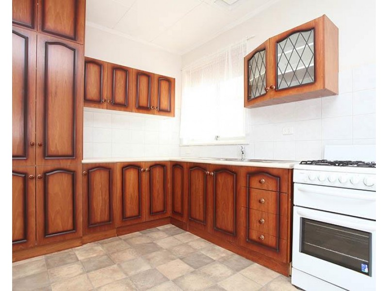 8 Central Avenue, Enfield SA 5085