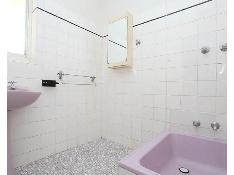 8 Central Avenue, Enfield SA 5085