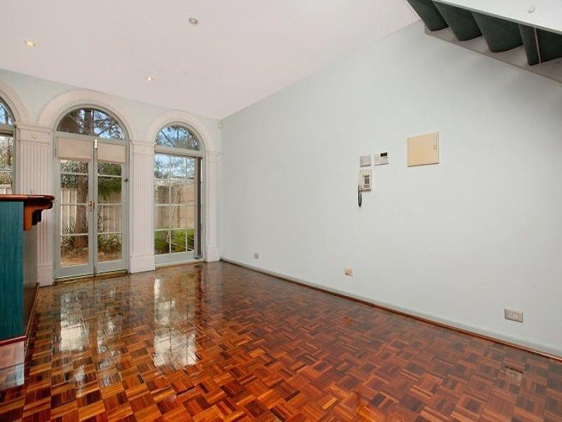 15  Strangways Pl, North Adelaide SA 5006