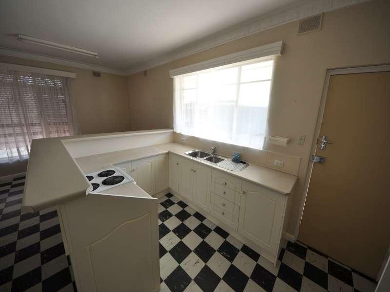 22 Warwick  St, Enfield SA 5085