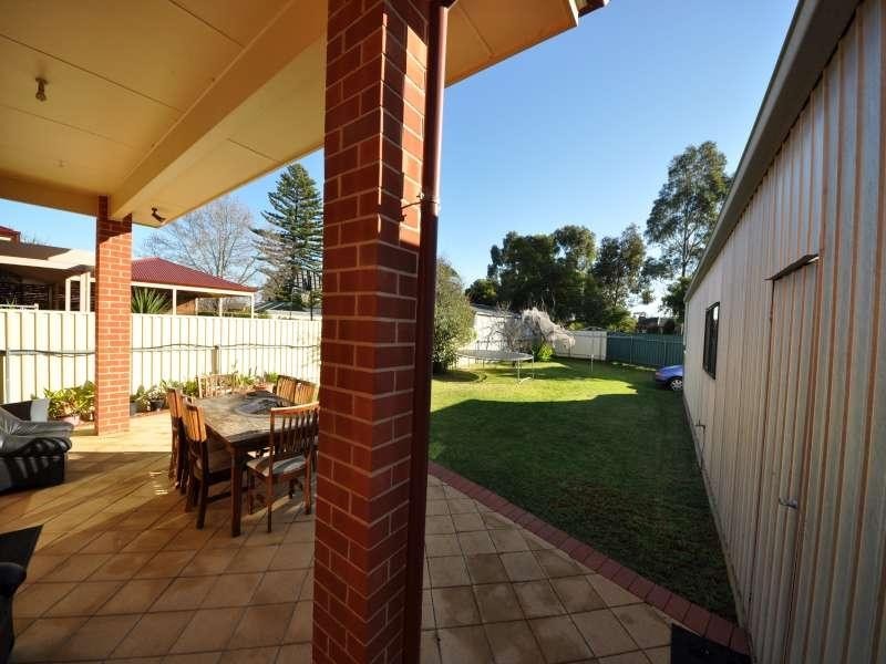 72 McInnes Ave, Broadview SA 5083
