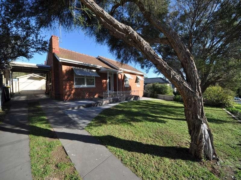 33 Barrington Ave, Clearview SA 5085