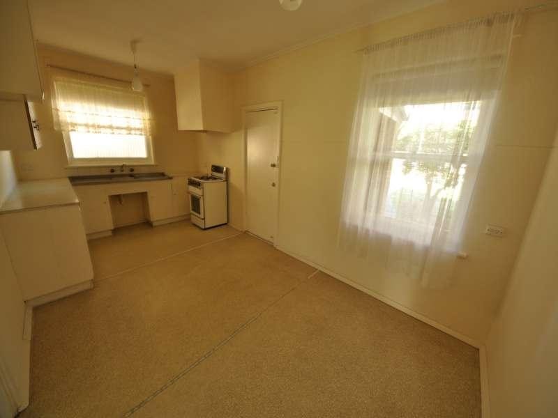 33 Barrington Ave, Clearview SA 5085