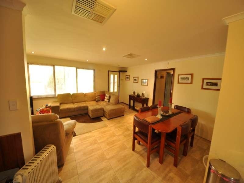 6 Wandora Cres, Salisbury Park SA 5109