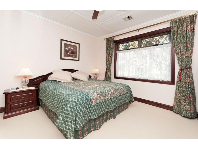 2 Central Ave, Enfield SA 5085