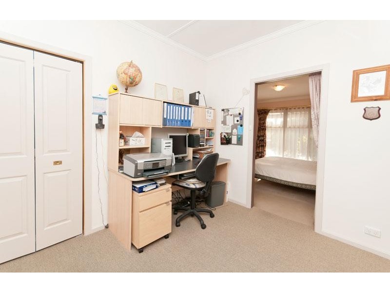 2 Central Ave, Enfield SA 5085