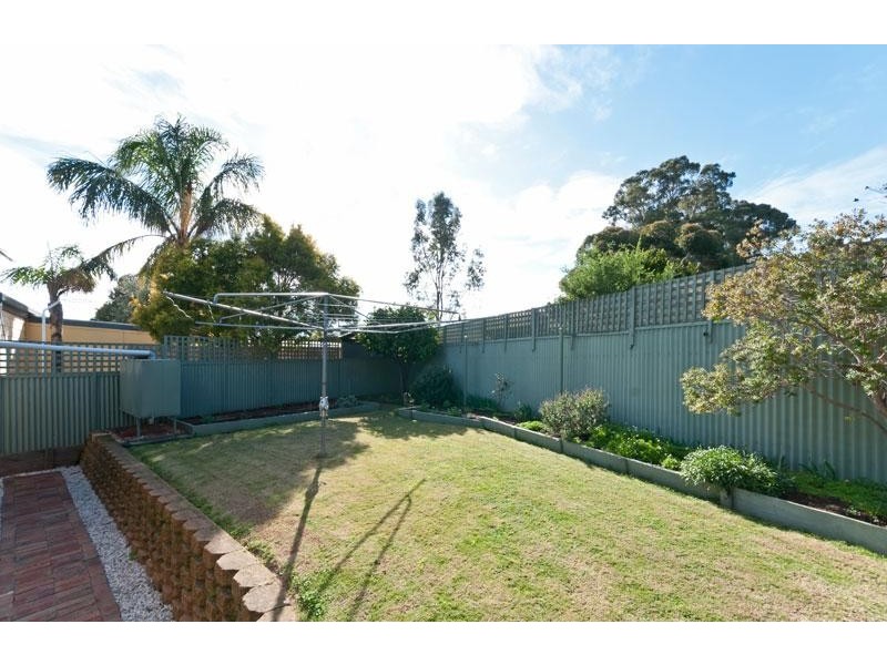 2 Central Ave, Enfield SA 5085