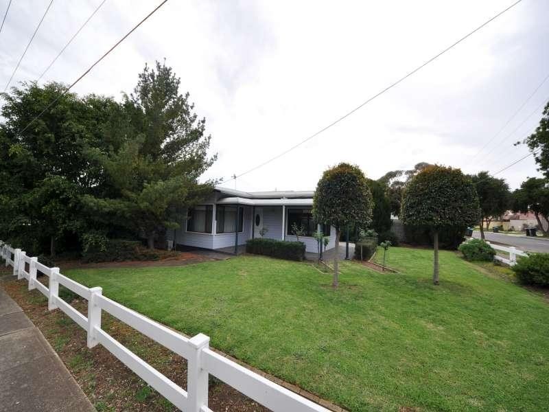 10 Harvey Ave, Gilles Plains SA 5086
