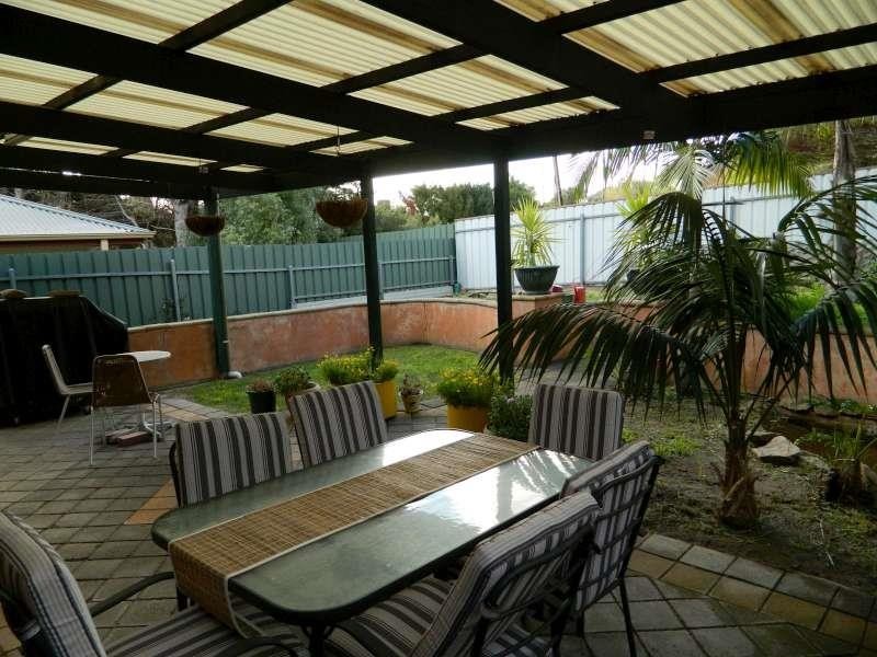 2/6 Colonial Ct, Teringie SA 5072