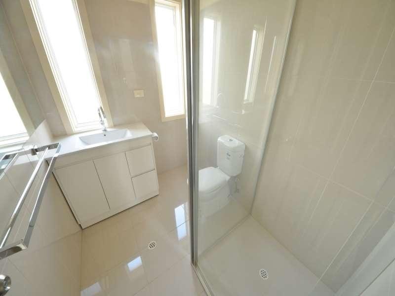 44 Harvey Cct, Mawson Lakes SA 5095