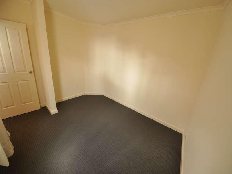 44 Harvey Cct, Mawson Lakes SA 5095