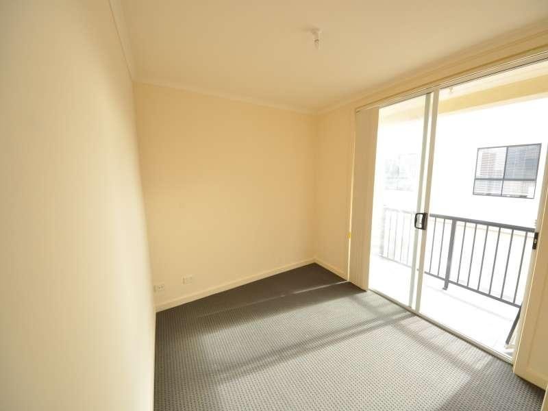 44 Harvey Cct, Mawson Lakes SA 5095