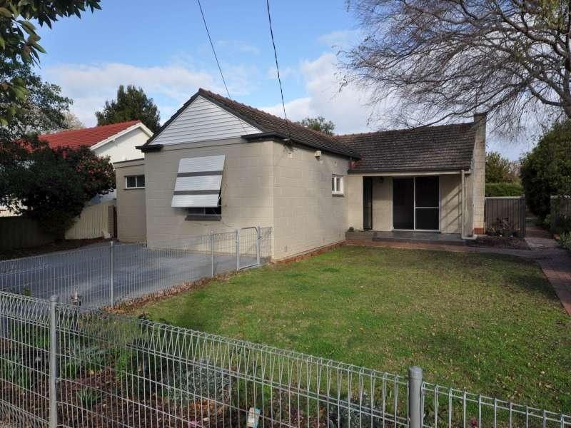 12 Neville Ave, Clarence Park SA 5034