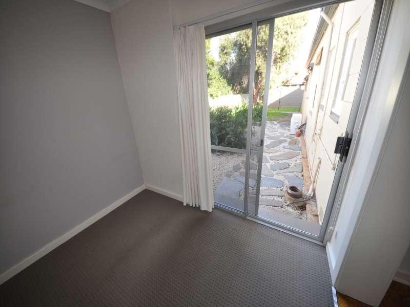 12 Neville Ave, Clarence Park SA 5034