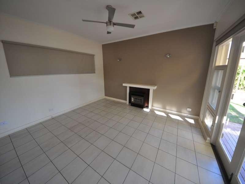 12 Neville Ave, Clarence Park SA 5034