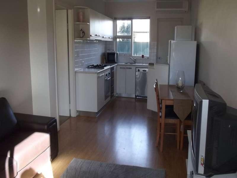 3/4 Packard St, North Plympton SA 5037