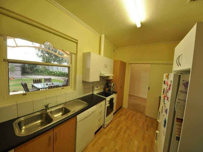 31 Lincoln St, Kensington Gardens SA 5068