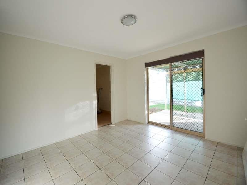 6 Alderman Avenue, Pennington SA 5013