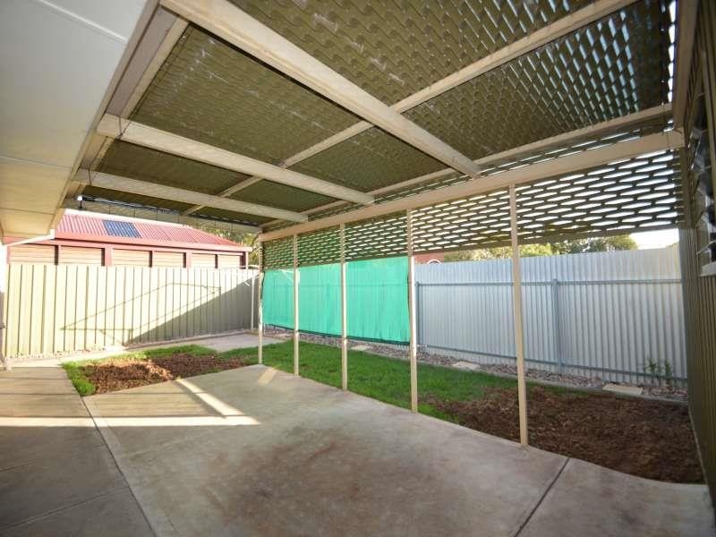 6 Alderman Avenue, Pennington SA 5013