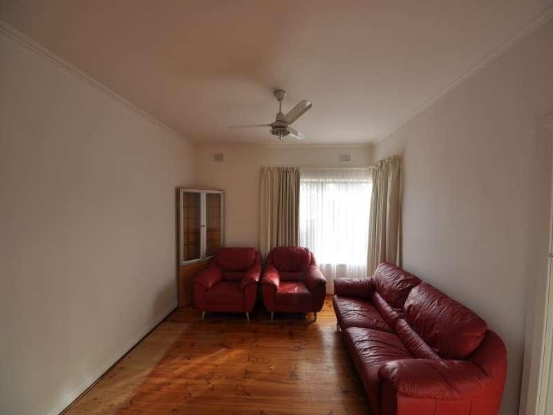 12 Seaview Gr, Blair Athol SA 5084